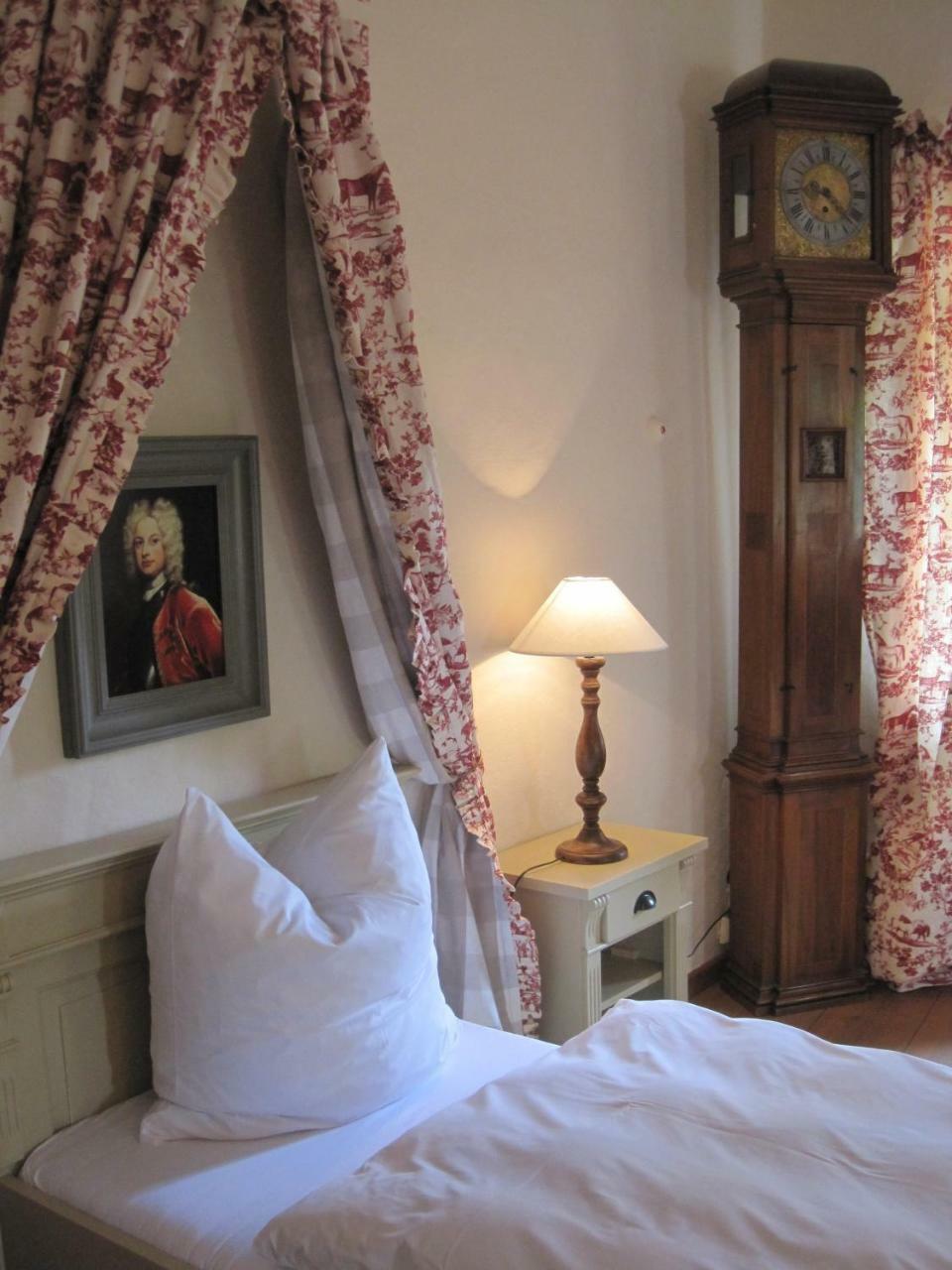 Hotel Schloss Amerang ภายนอก รูปภาพ